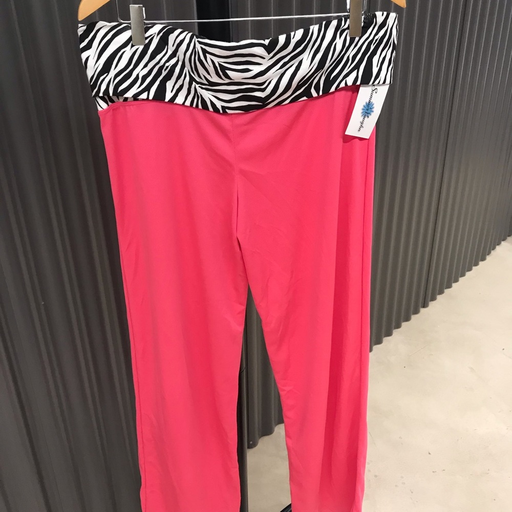 Loose fitting pants